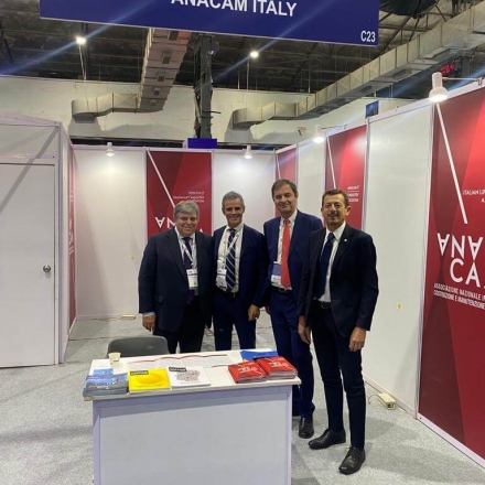 -stand anacam