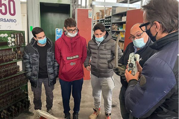 ANACAM ACADEMY: everyone in the company for two months