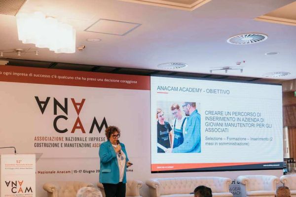 ANACAM 2023: carenze di personale tecnico e rilancio ANACAM ACADEMY