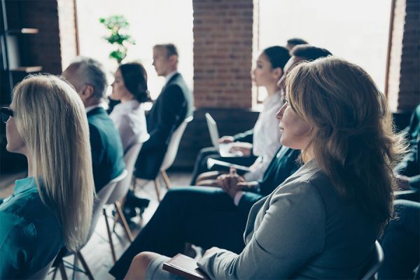 Patentino a Milano: per la prima volta al corso di preparazione all’esame partecipano quattro donne