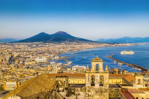 Napoli, ascensori fermi nelle scuole e negli uffici comunali della IV Municipalità